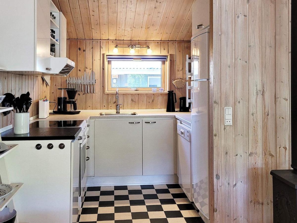 8 Person Holiday Home In Nex Snogebaek Экстерьер фото