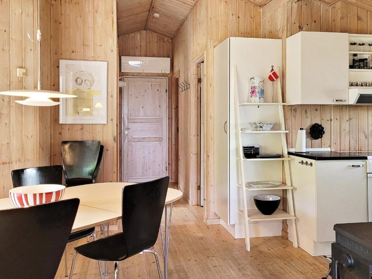 8 Person Holiday Home In Nex Snogebaek Экстерьер фото