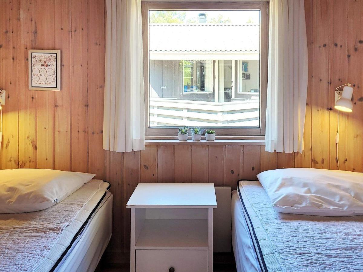 8 Person Holiday Home In Nex Snogebaek Экстерьер фото